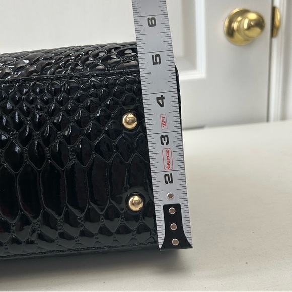 Elegant Black Textured Handbag Purse Structured Shoulder Bag Patent Faux Leather - Picture 10 of 16